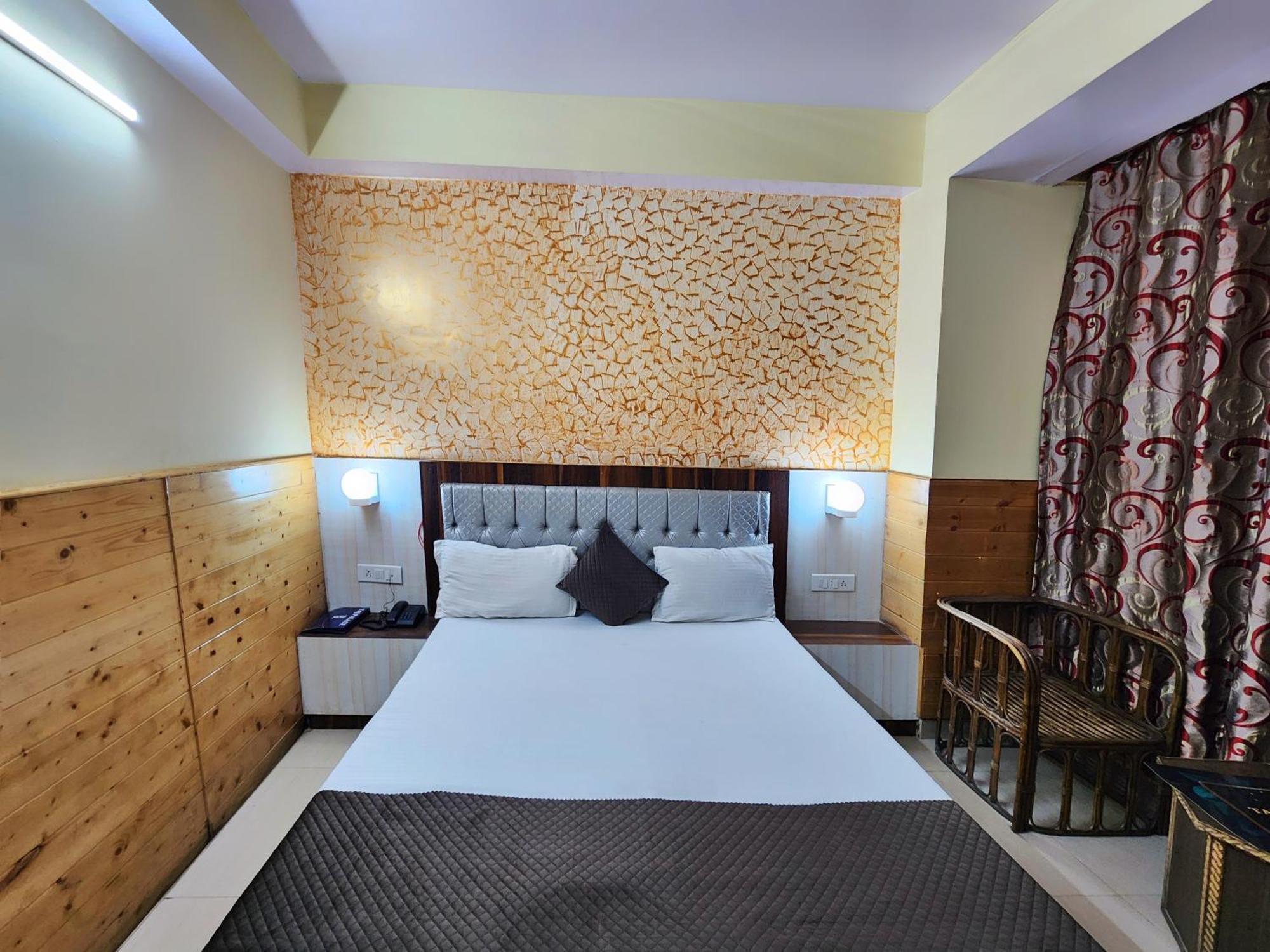 Hotel Taj Palace By Kalra Hospitality Near Mall Road Shimla Exterior foto